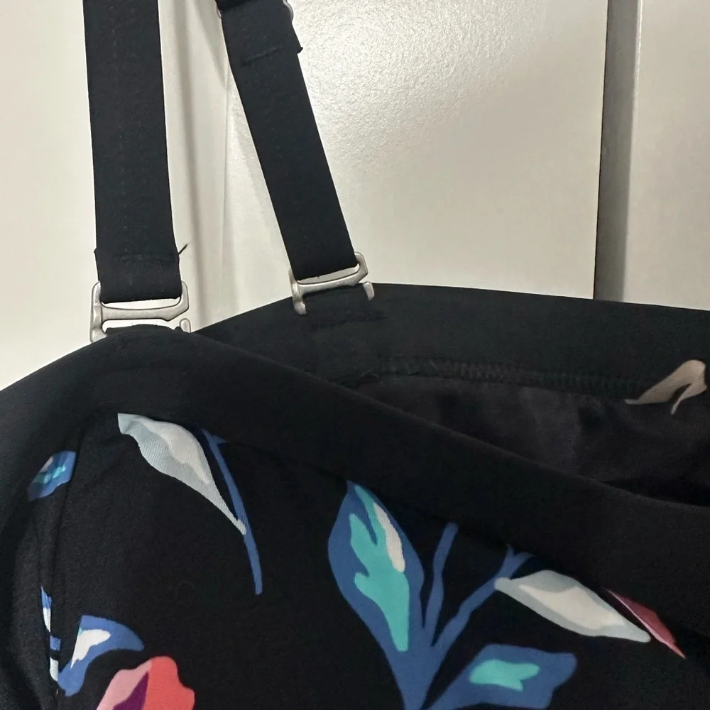 Floral Black Swimsuit - Picture 3 of 6